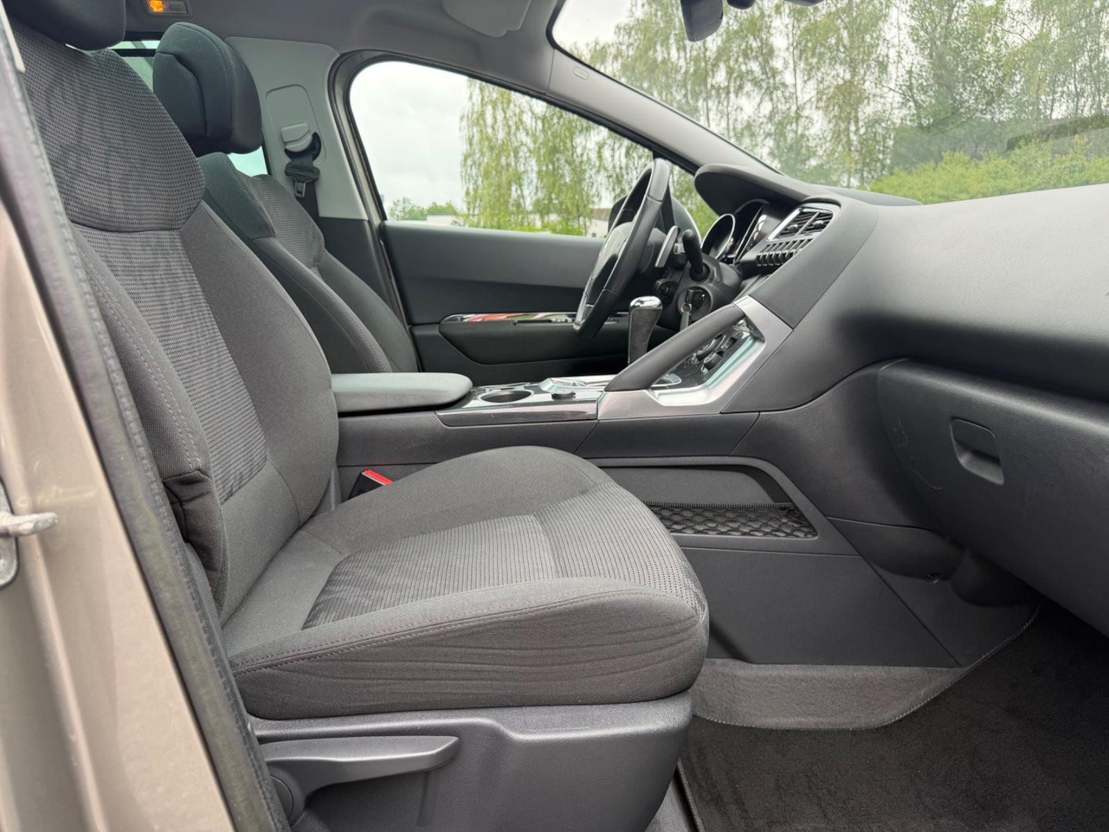Peugeot 3008 1.6 HDI Allure Automatik Panorama Tempomat