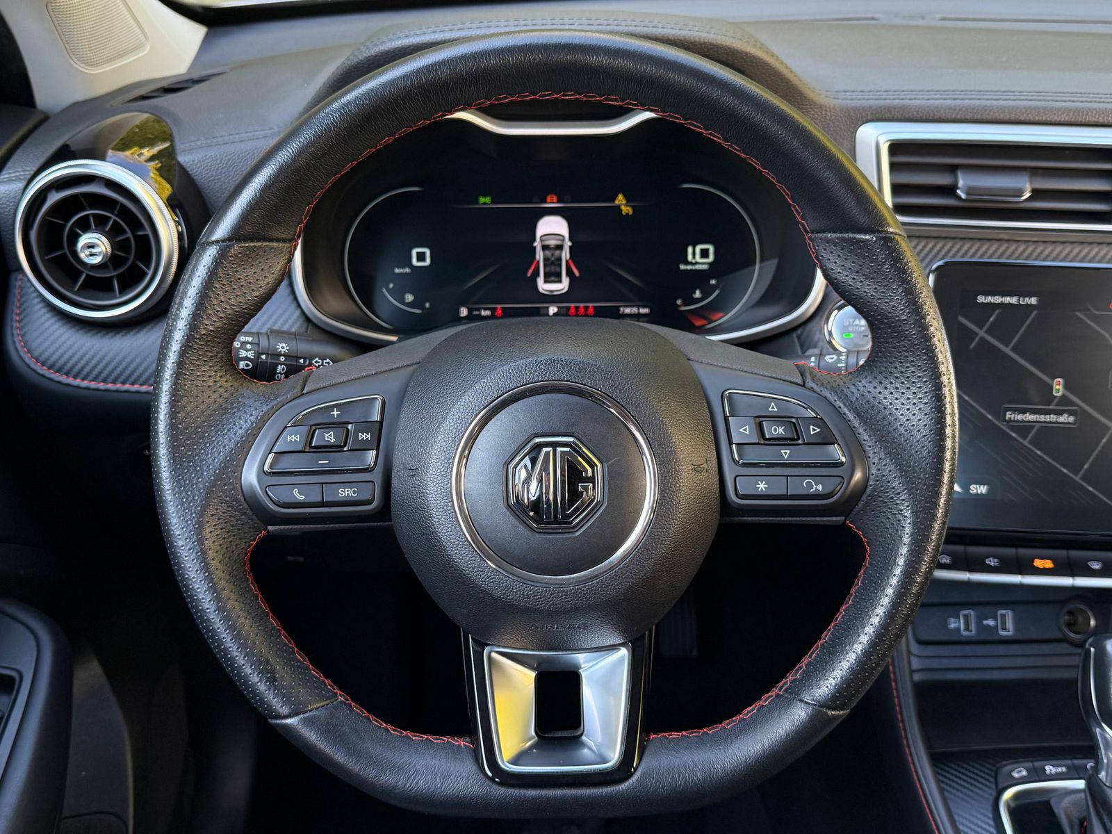 Fahrzeugabbildung MG ZS 1.5VTi Aut. Luxury LEDER+LED+NAV+SHZ+KAM+ACC+