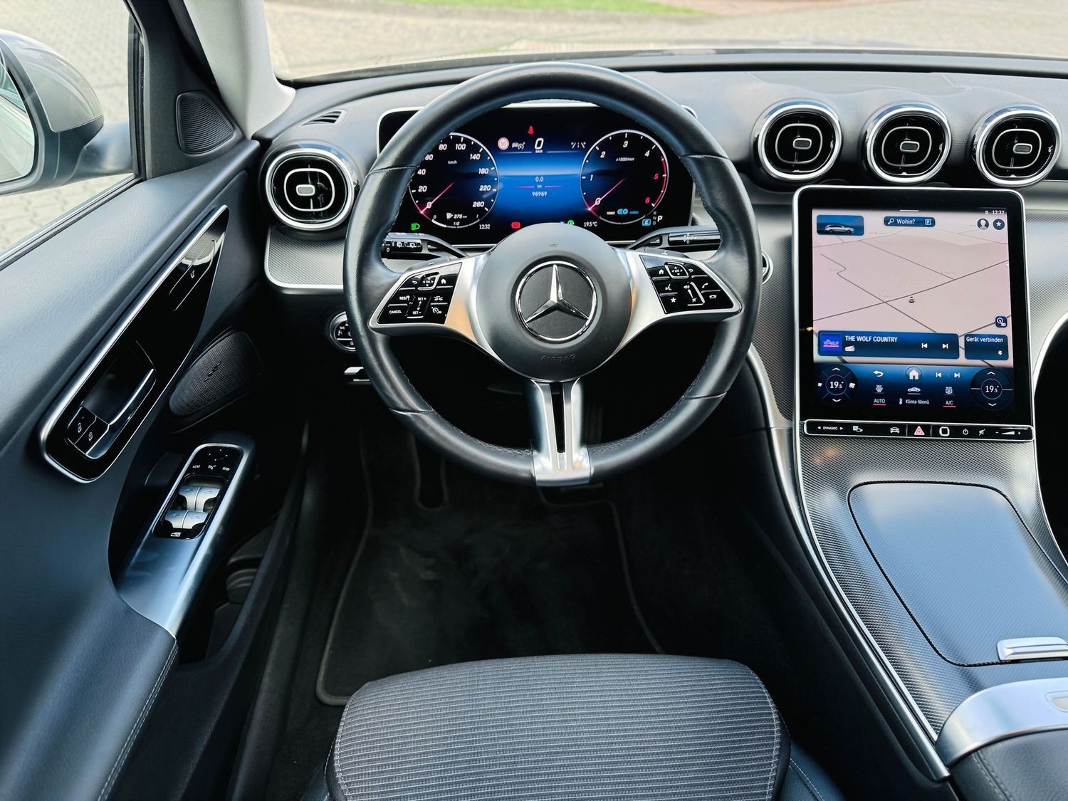 Fahrzeugabbildung Mercedes-Benz C 220 T d AVANTGARDE, Autom., LED, Distronic, SH