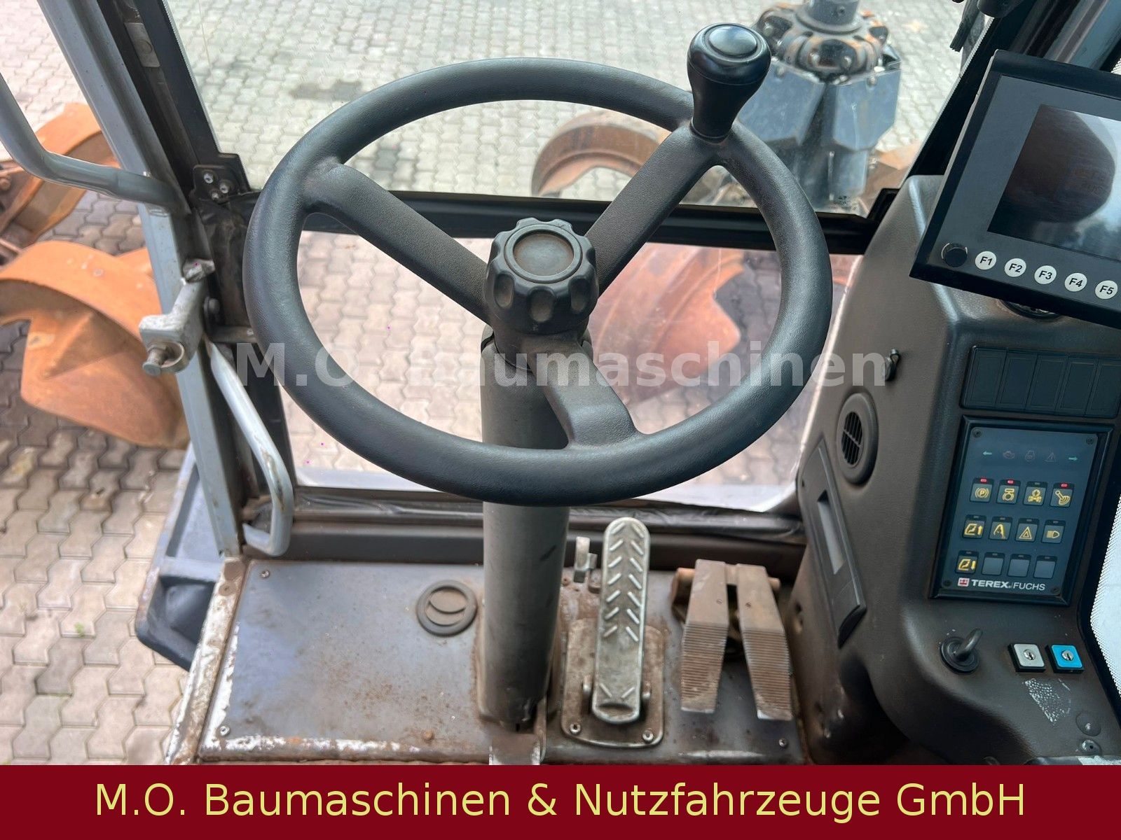 Fahrzeugabbildung Fuchs MHL 350  / AC  /Polypgreifer / ZSA /AC / Hochf.K