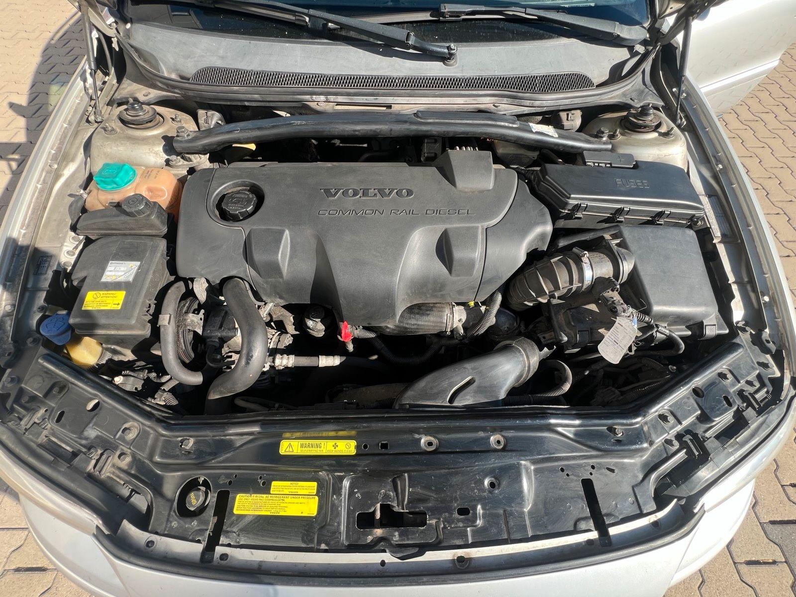 Volvo V70 2006 — photo 8