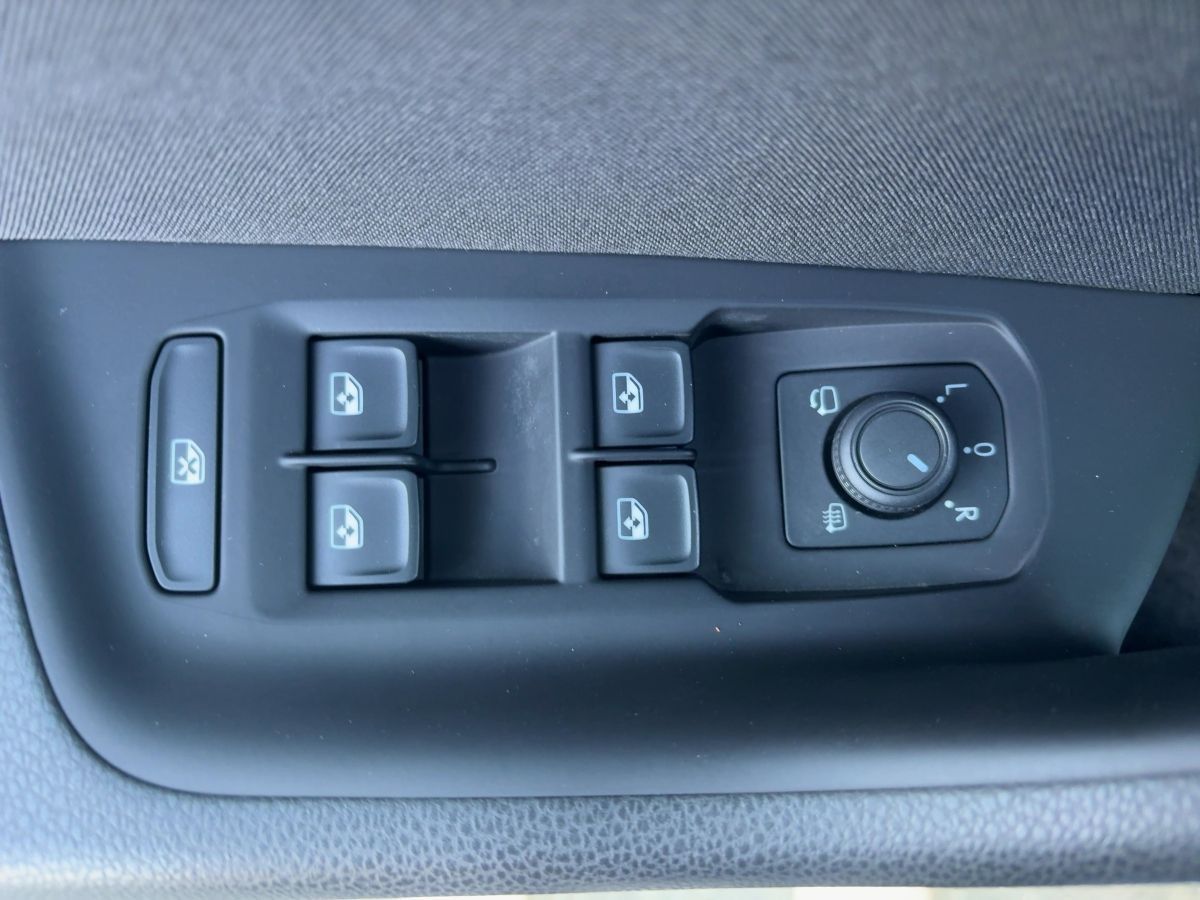 Volkswagen Passat Variant - Bild 15