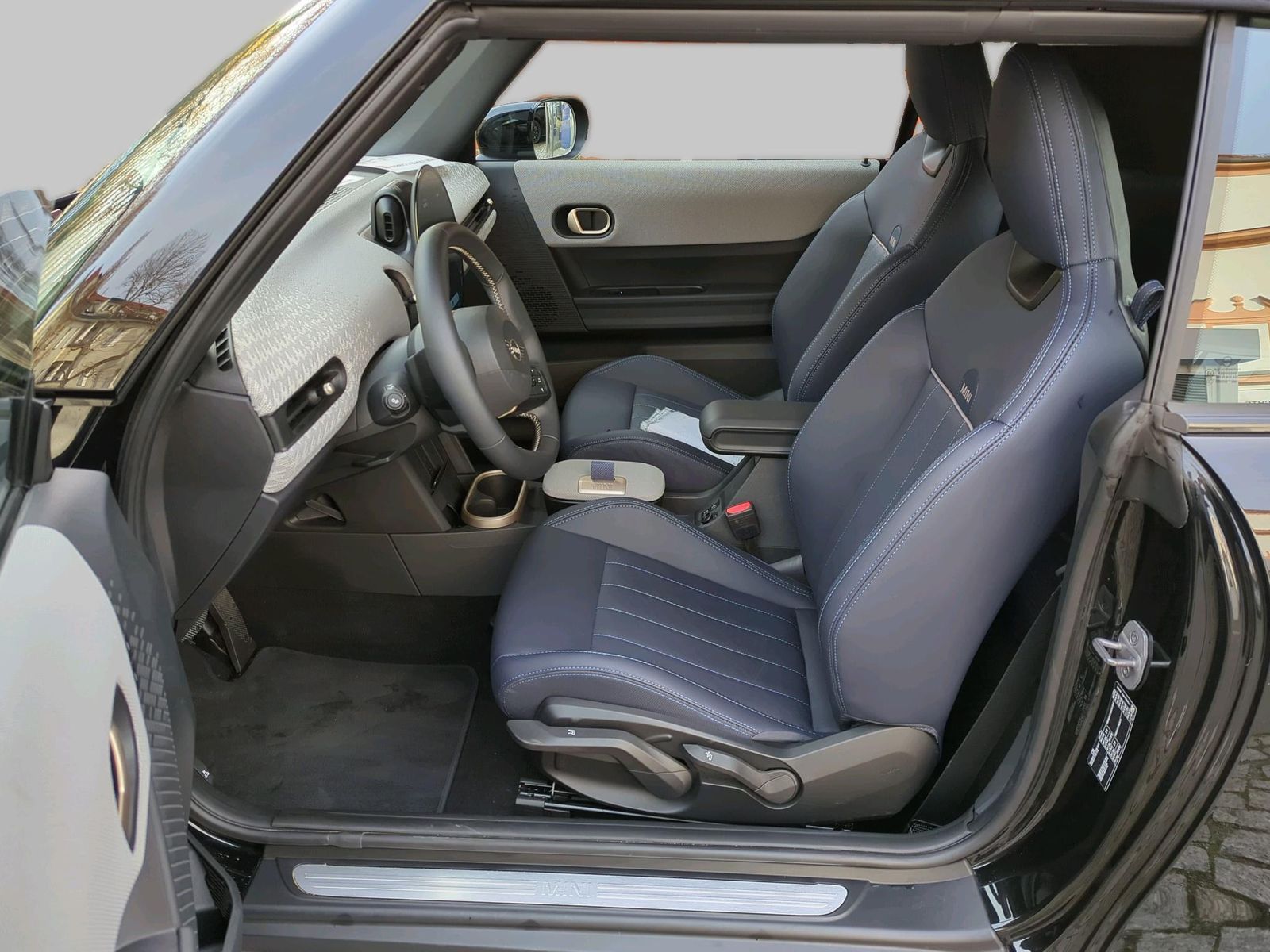 MINI Cooper Cabrio - Bild 11