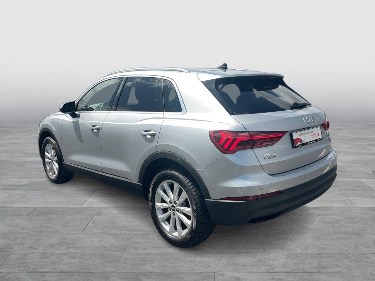 Audi Q3 45 TFSI e S tronic LED Navi RKamera APS SHZ foto 3