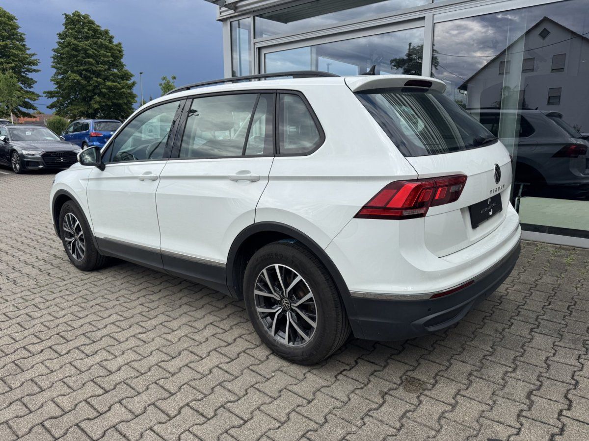 Volkswagen Tiguan 2.0 TDI Life Navi LED ACC Kamera Sitzhe foto 5