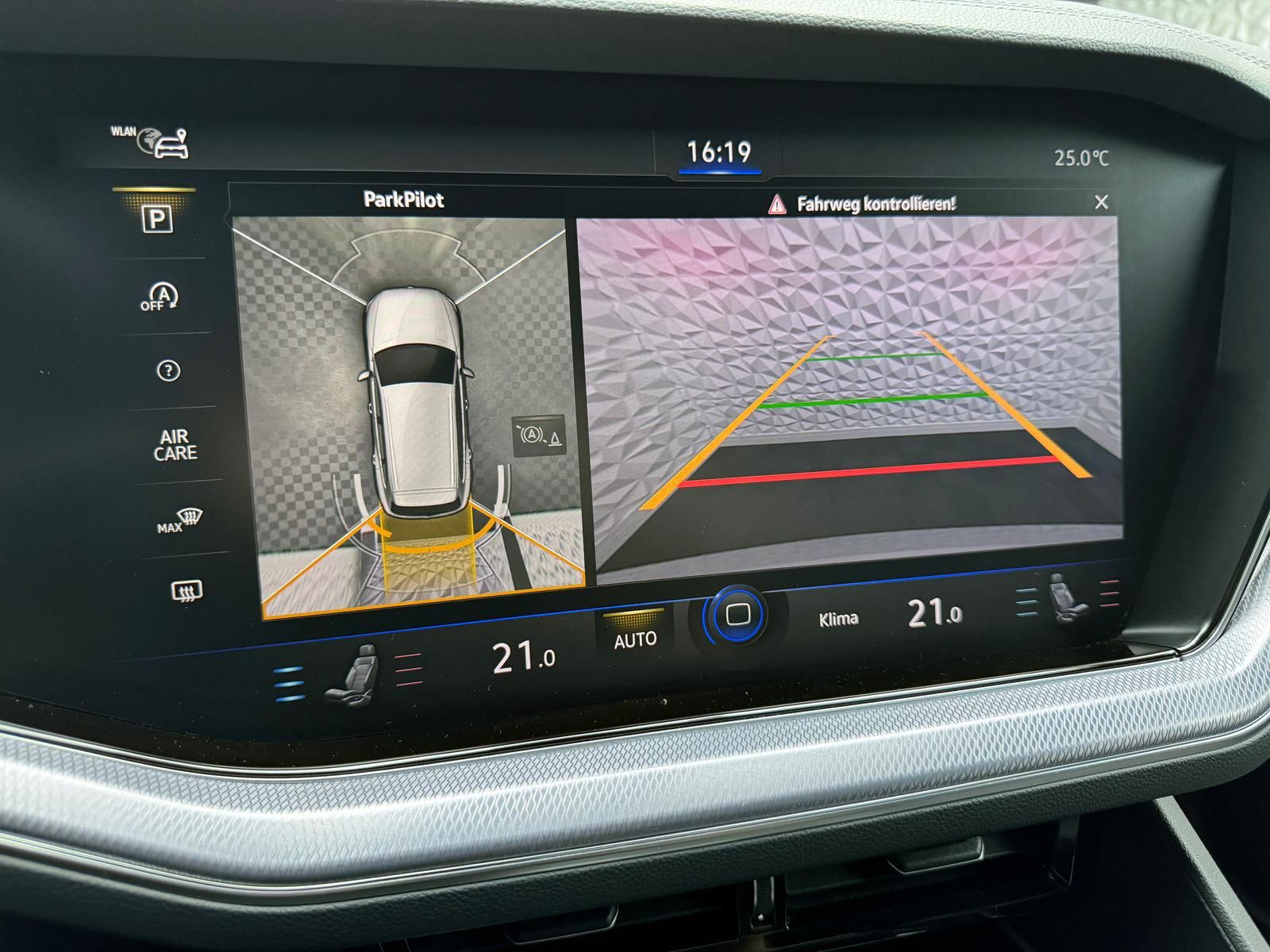 Fahrzeugabbildung Volkswagen 4.0 TDI V8*R-LINE*STANDHZ*DYNAUDIO*LUFT*PANO*AHK