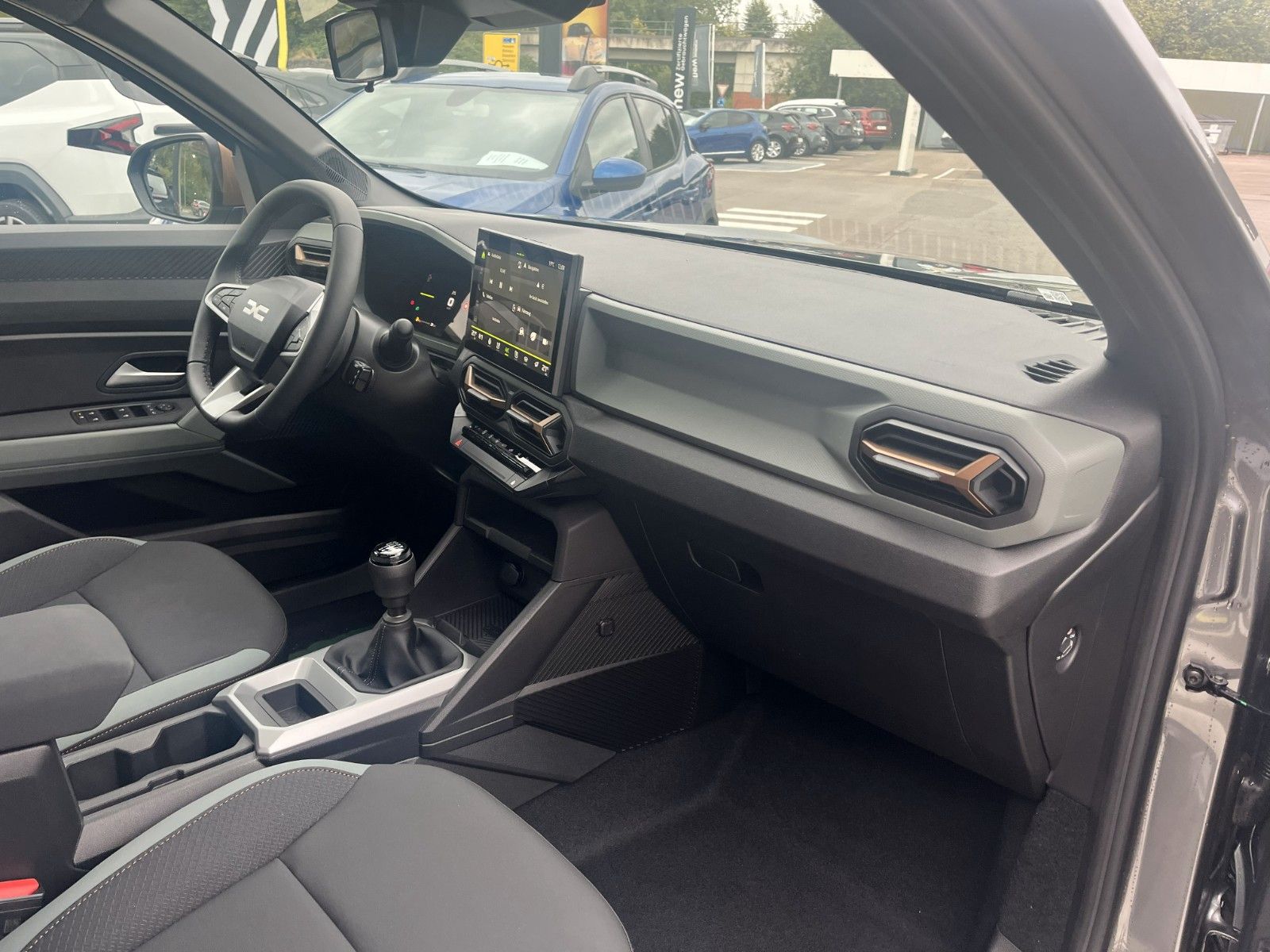 Fahrzeugabbildung Dacia Bigster Mild Hybrid 140 Extreme