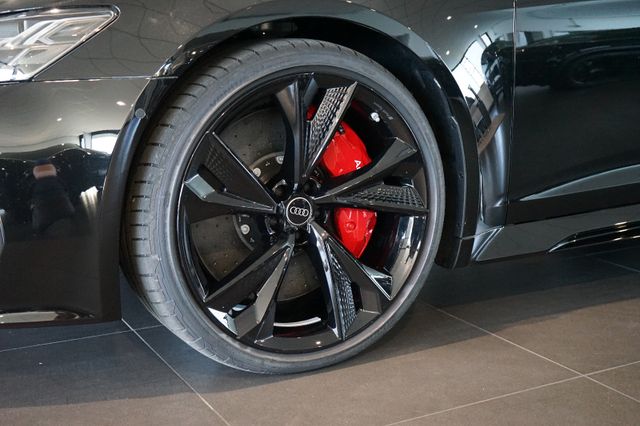 Audi RS6 | Ceramic | 305 | B&O Advanced | Pano | VOLL