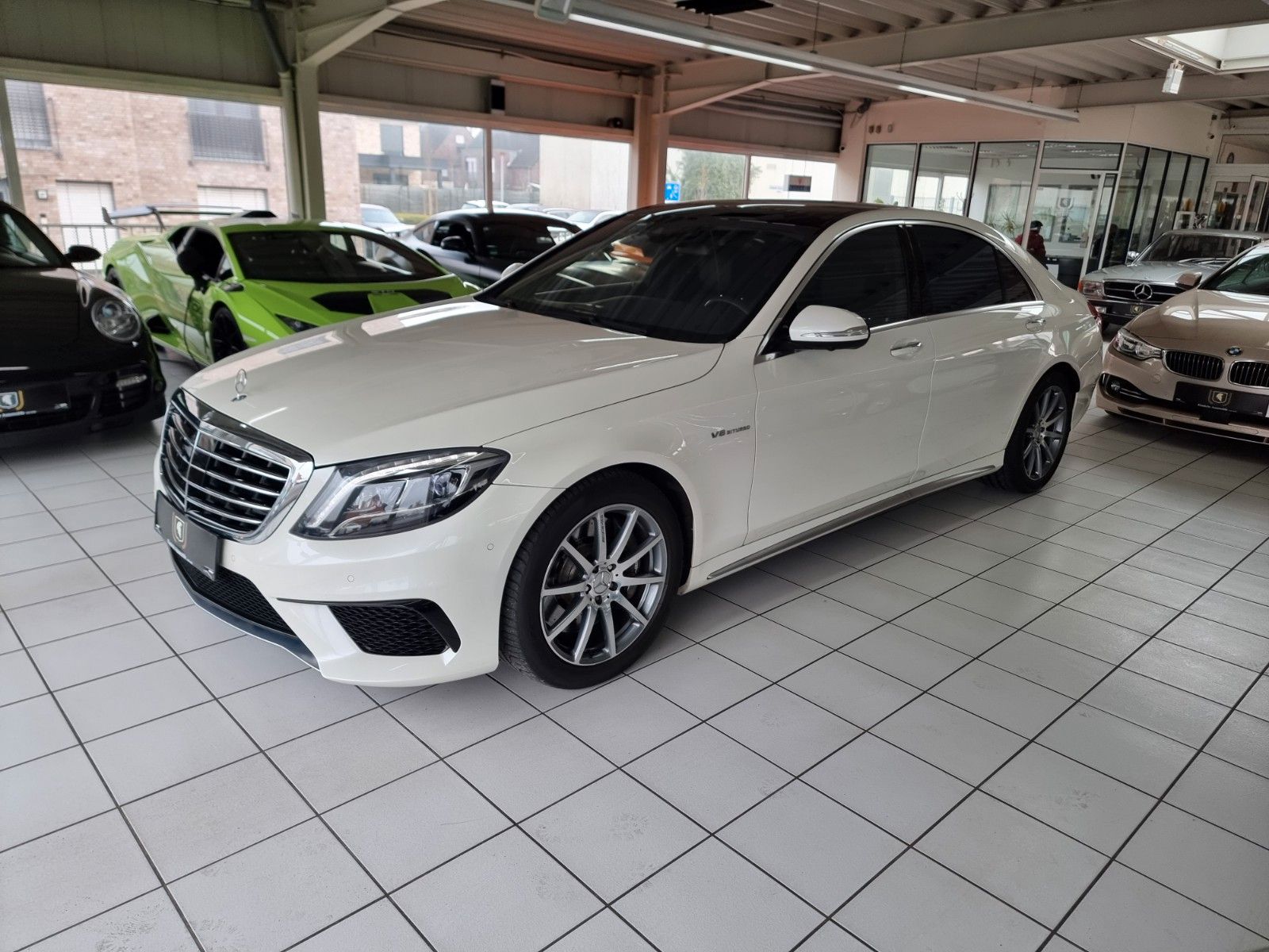 Fahrzeugabbildung Mercedes-Benz S 63 L AMG Designo/Originale km/1A Zustand