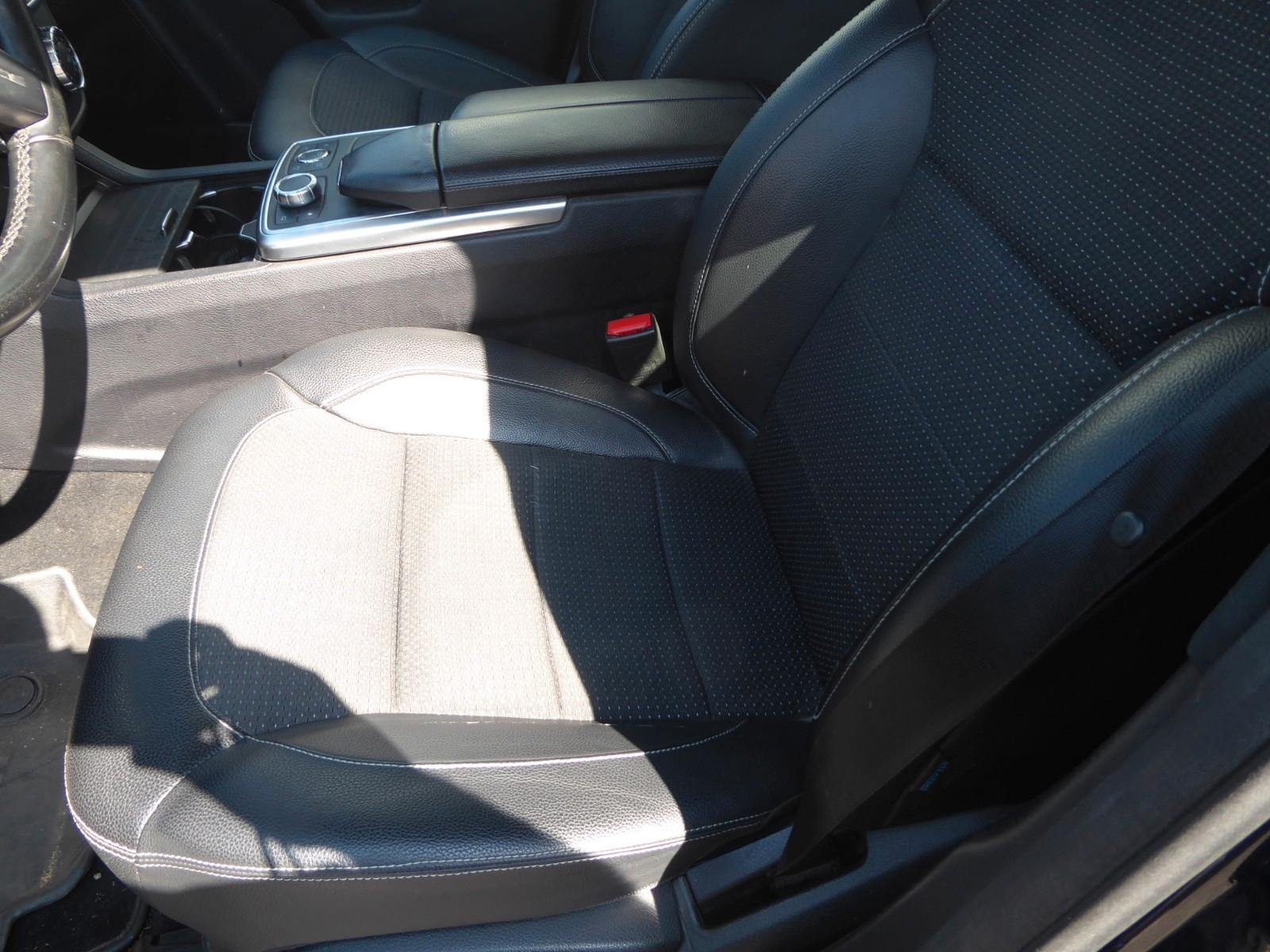 Mercedes-Benz ML 350 CDI BlueTec 4Matic Navi Pano Luftfahrwerk