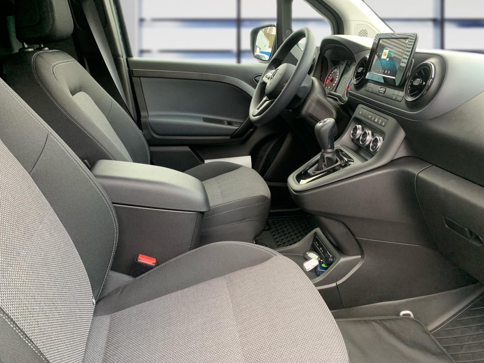 Fahrzeugabbildung Mercedes-Benz eCitan KA/L 2xKlima AUT KeyLess KlimaA LM SHZ