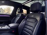 Volkswagen Touareg 3.0 TDI 330PS 750Nm R-Line Black Style - Volkswagen Touareg: 7p