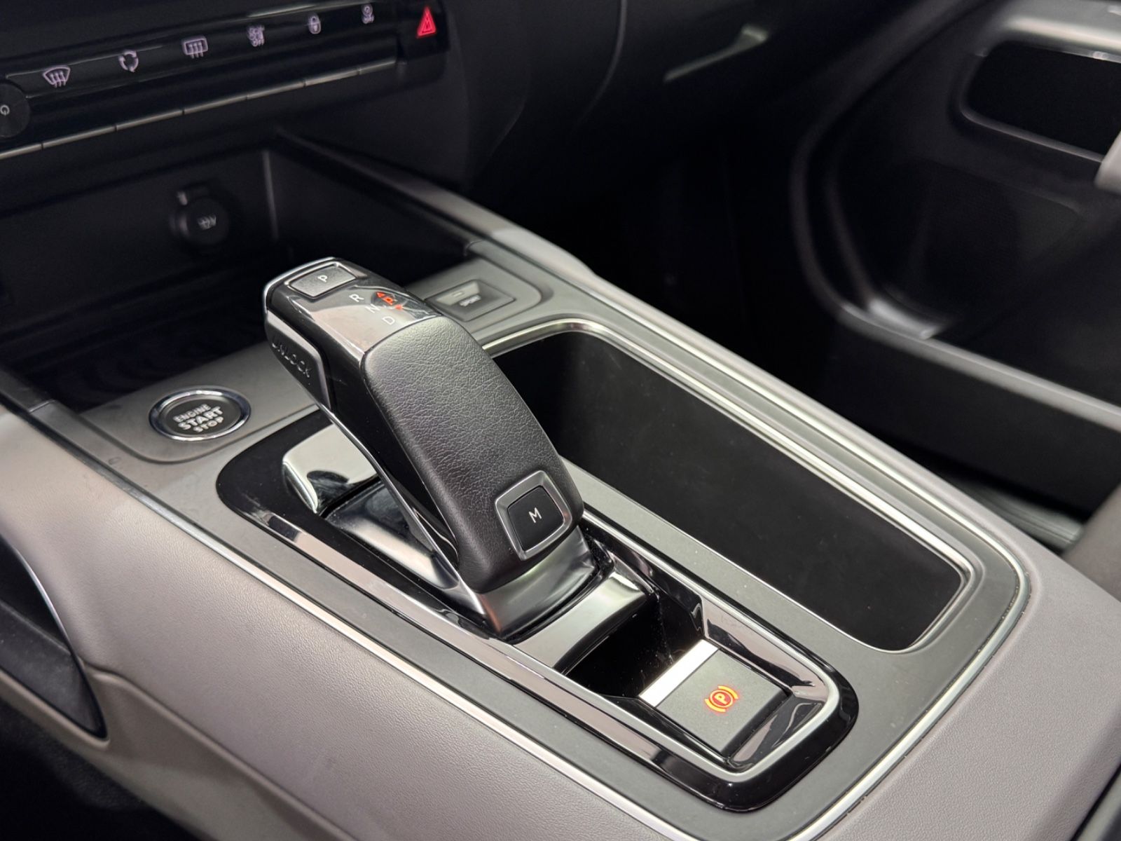 Fahrzeugabbildung Citroën C5 Aircross Feel|AUTOMATIK|KAMERA|PDC|1.HAND