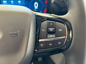 Ford Transit Custom 2,0lDoppelkabine L2 AT 5JGar