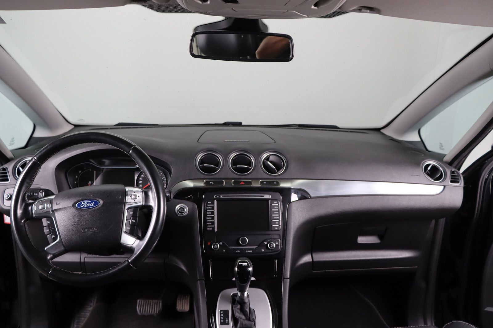 Fahrzeugabbildung Ford S-MAX 2.0 EcoBoost Titanium * RFK * 7-Sitzer