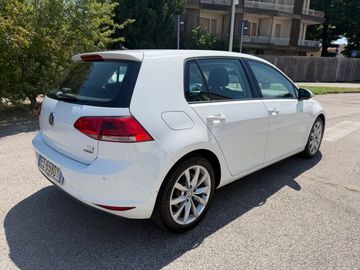 Volkswagen Golf - 4