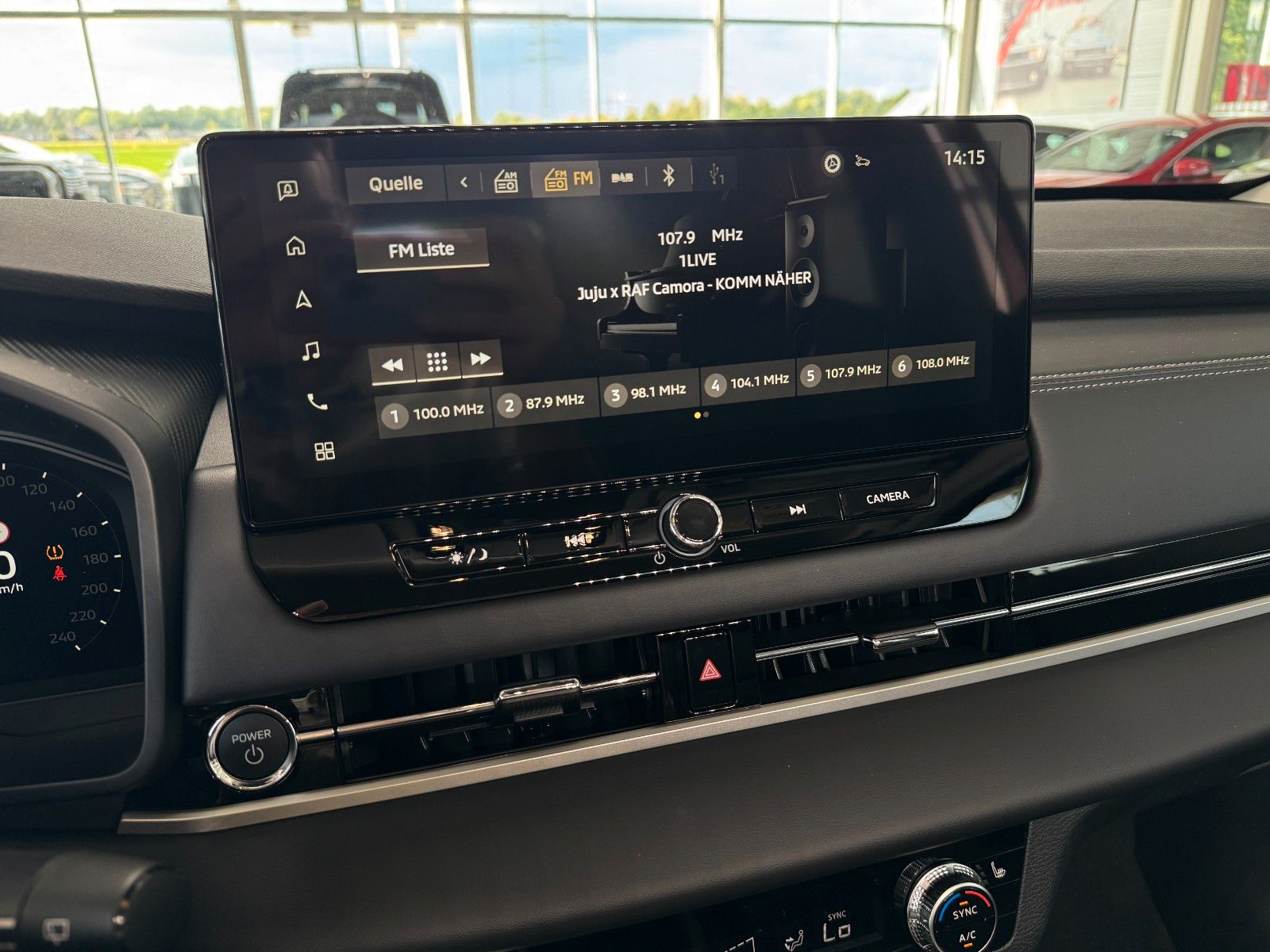 Fahrzeugabbildung Mitsubishi Outlander 2.4 PHEV 4WD Diamant PLUS