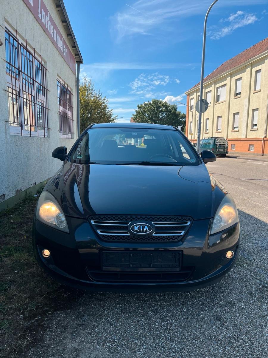 Kia Andere