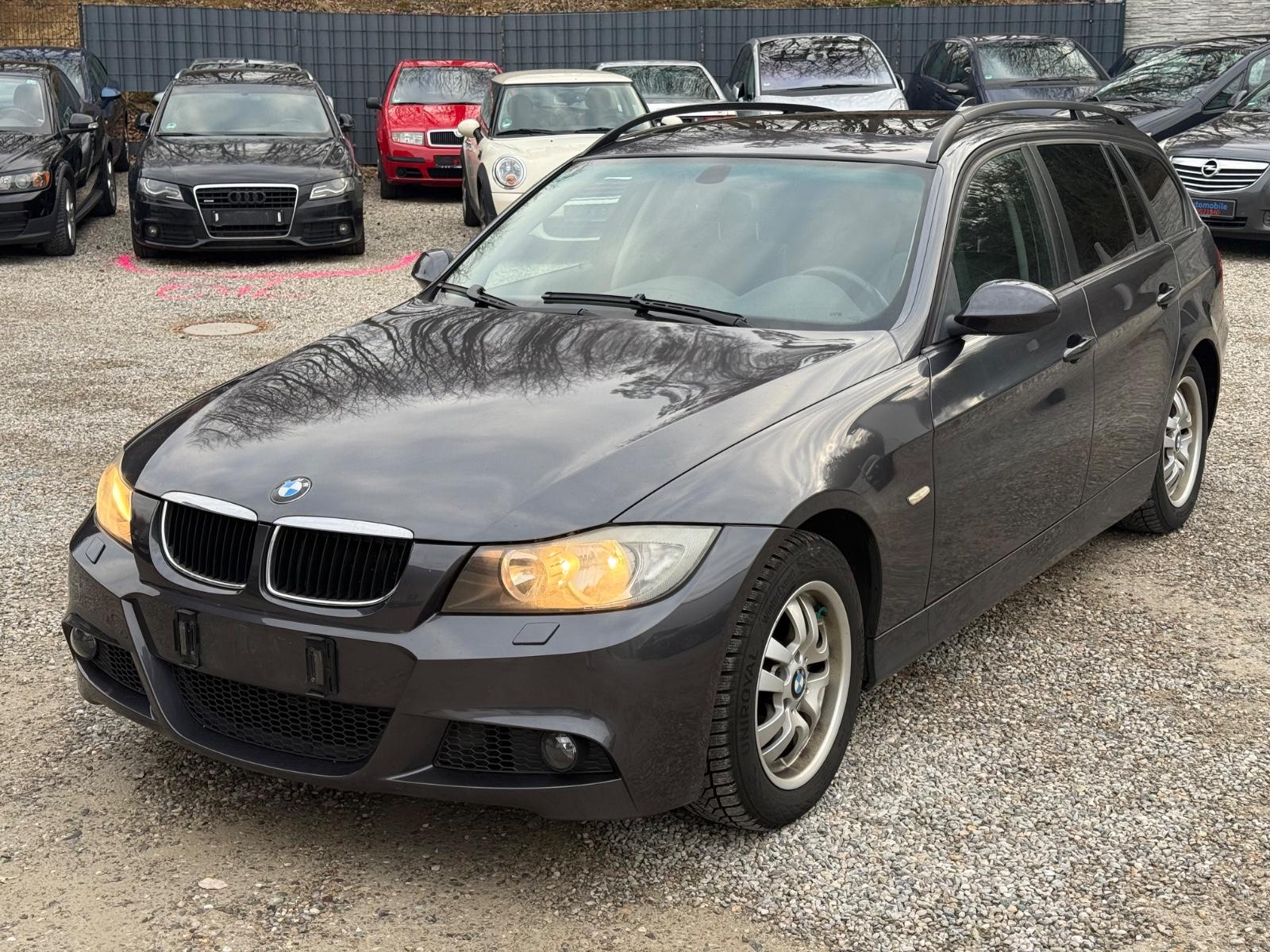 BMW 320 3 Touring 320i*LEDER*PANORAMA*NAVI