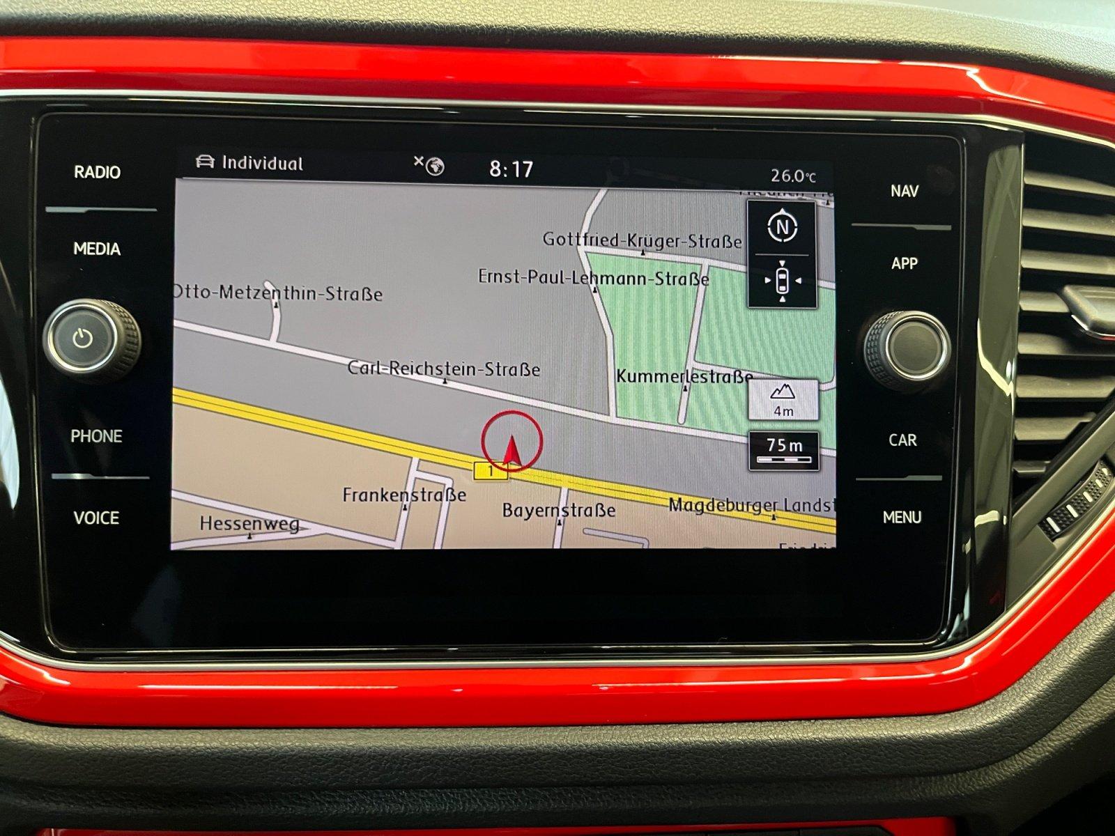 Volkswagen T-Roc Sport 2.0 TDI DSG ACC Kamera Navigation