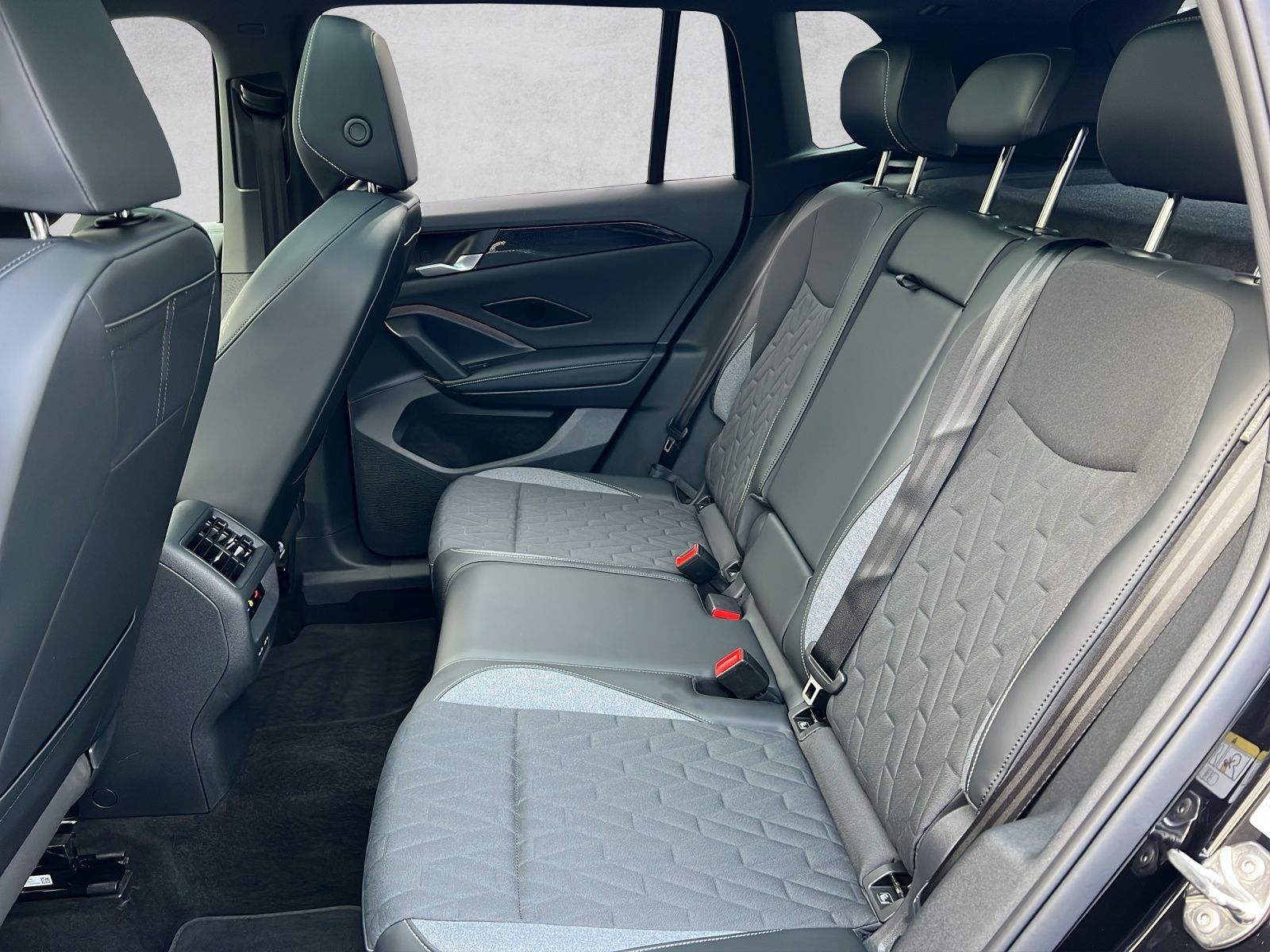 Tiguan Goal 2.0 TDI DSG AHK*Pano*ACC