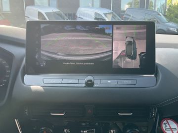 Nissan Qashqai - 11