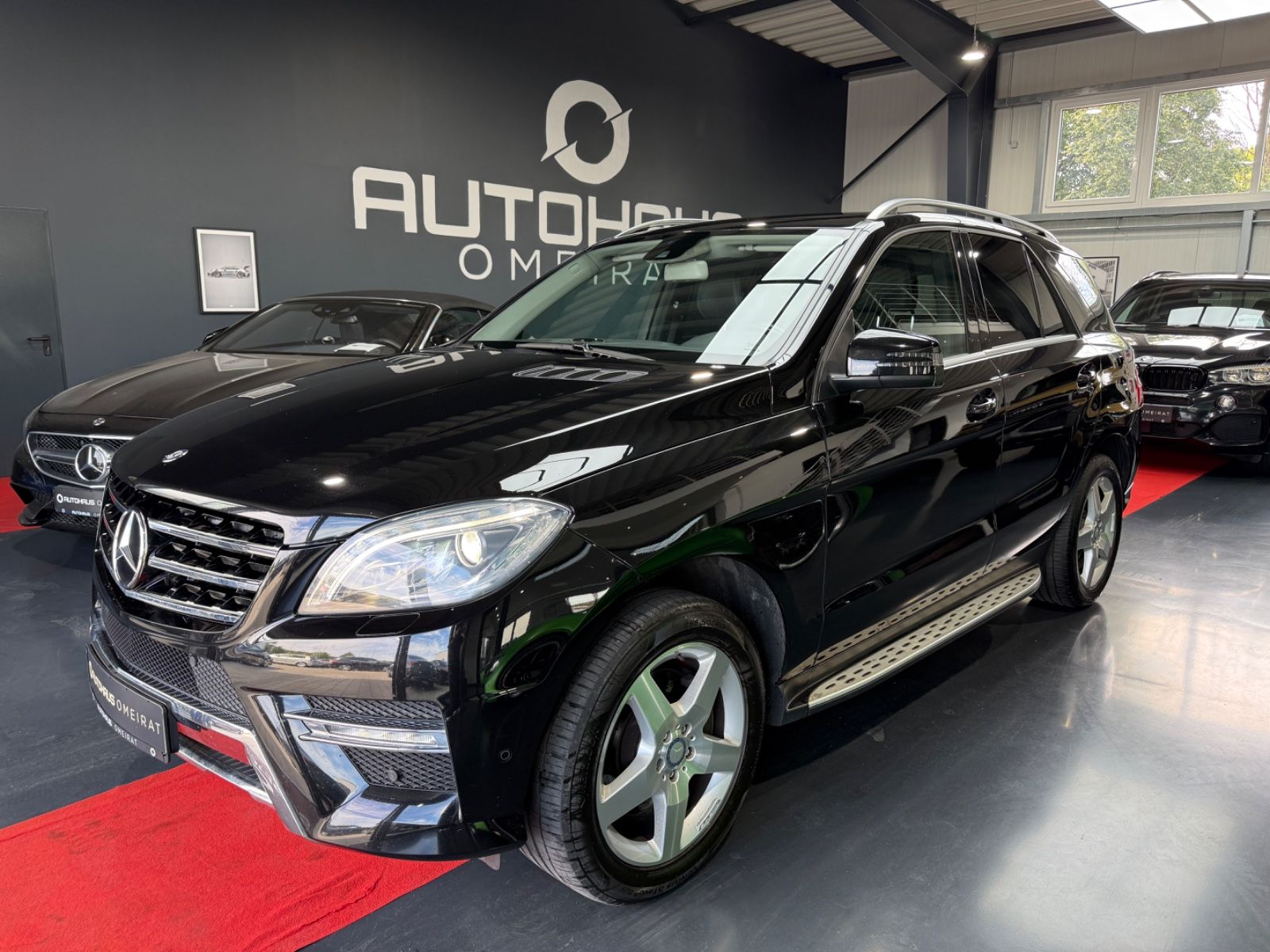 Mercedes-Benz ML 350 AMG-Line 2HD/4M/Memory/Xenon/AHK/PDC