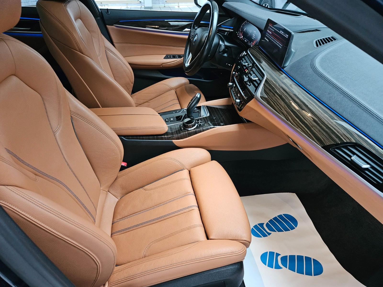 BMW 530 5 Touring 530 d Luxury Line/Panorama/360 Cam