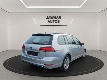 Volkswagen Golf - 8