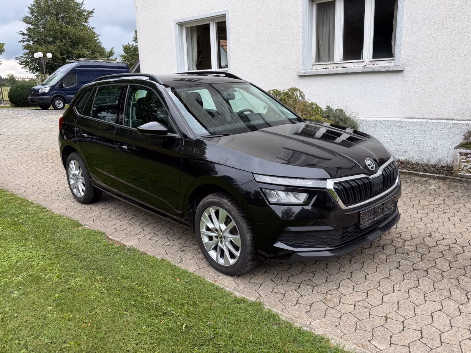 Skoda Kamiq Active  KLIMA PDC SHZ DAB CARPLAY