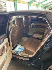Volkswagen Phaeton - 12