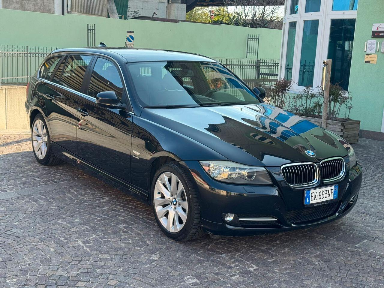 BMW 320 2011 — photo 7