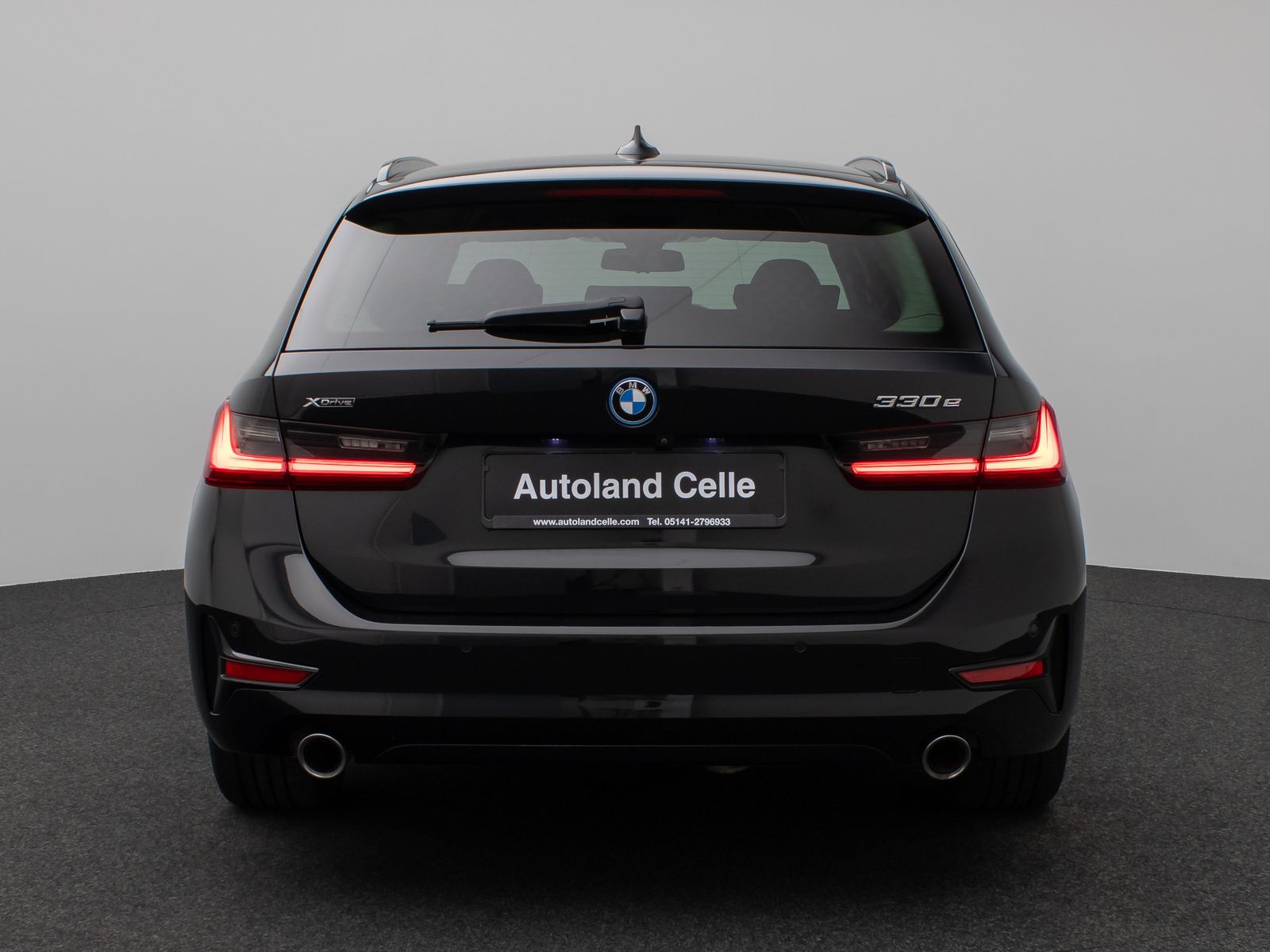 Fahrzeugabbildung BMW 330e xD Sport Line Kamera Laser HUD DAB HiFi AHK