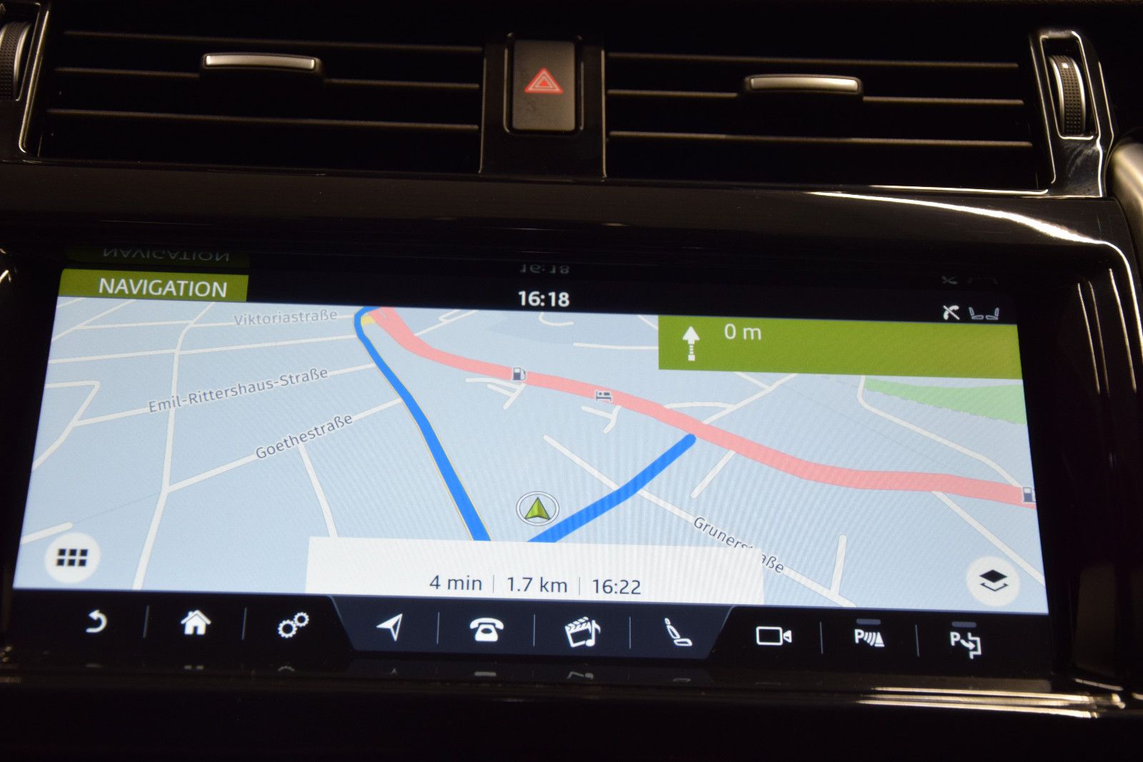 Fahrzeugabbildung Land Rover Discovery 5 HSE SDV6 Pano 7. Sitze Meridian 360°