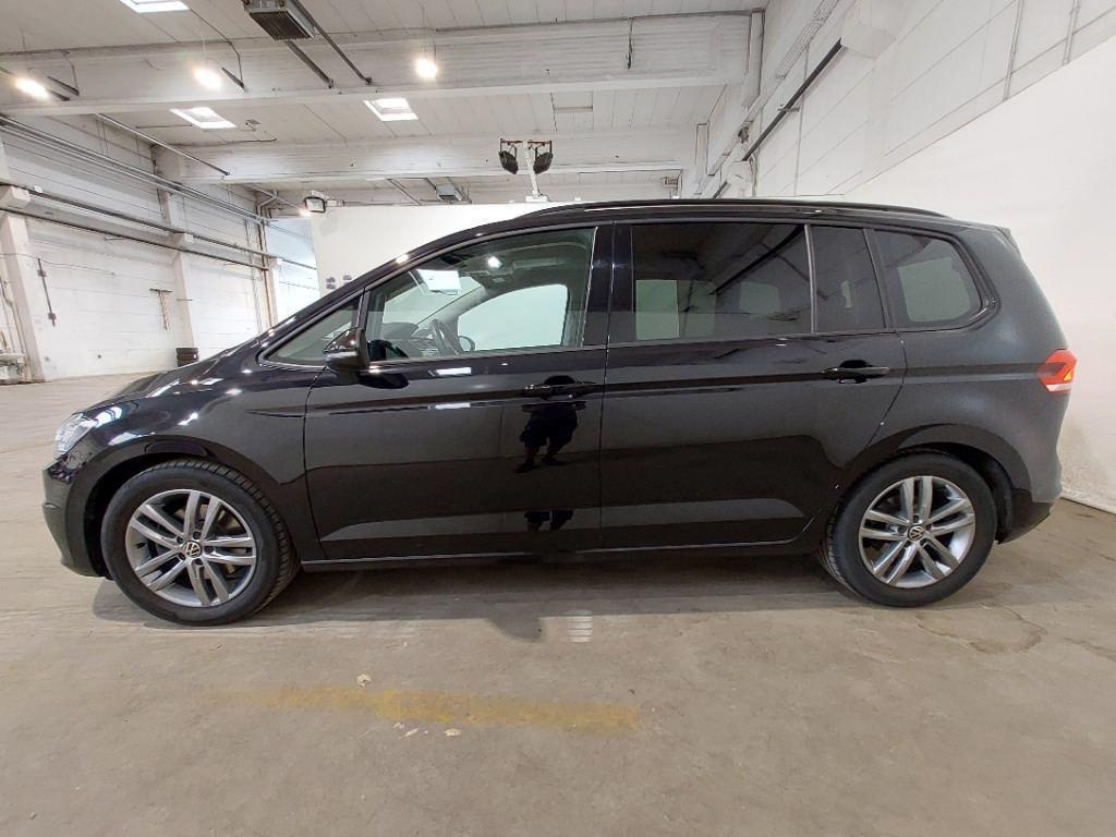 Volkswagen Touran Comfortline 1,5DSG AHK Matrix 7Sitze,Dyna