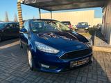Ford Focus Lim. Business - Ford Focus Gebrauchtwagen in Bielefeld