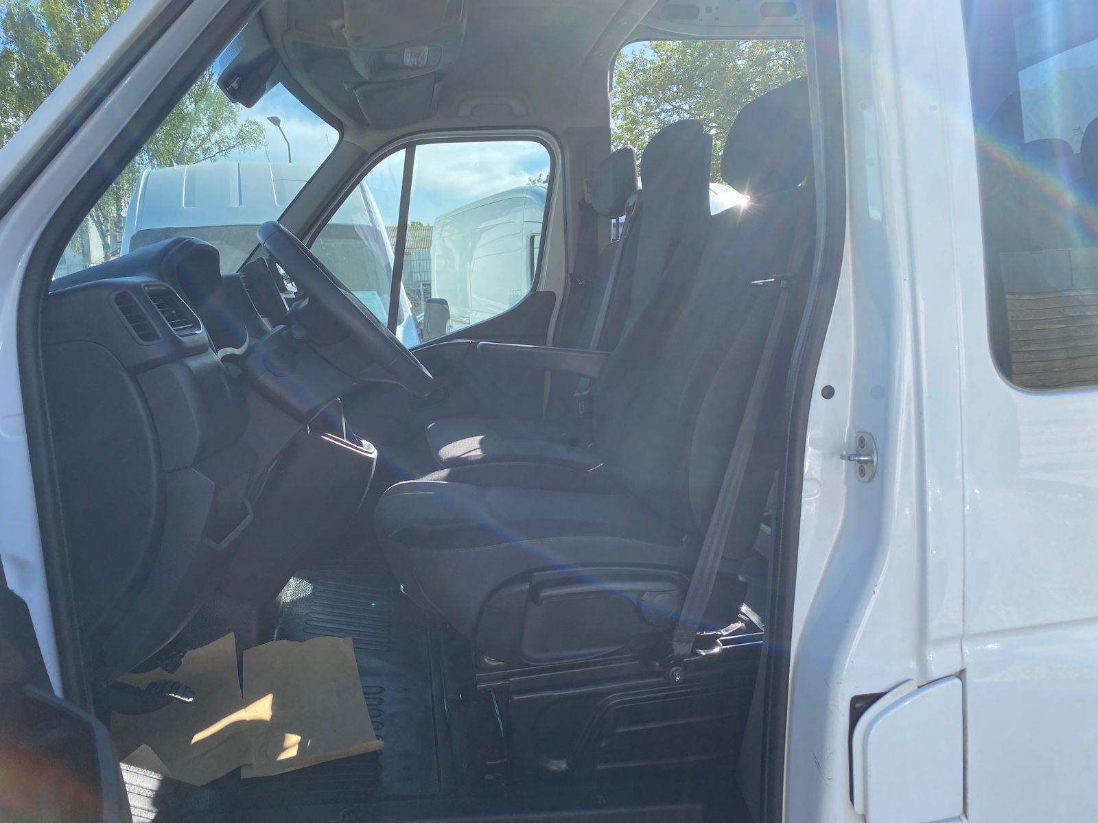 Fahrzeugabbildung Renault Master III Kasten L3H2 3,5t Doka,7-Sitzer,AHK