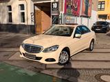 Mercedes-Benz E 200d *2.Hand*LED*Leder*Navi*Schiebedach