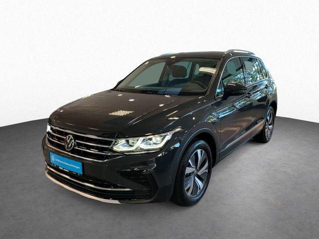 Tiguan 1.4 eHybrid ELEGANCE IQ.LIGHT+KAMERA+AHK+