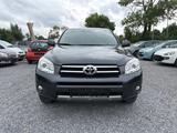 Toyota RAV 4 RAV4 Executive*4X4 GROSS SPORT*TOP ZUSTAND - Toyota RAV 4: Sport