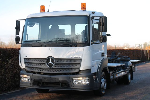 Mercedes-Benz Atego (actros) 818 Euro6 /  PTO + PUMP !!