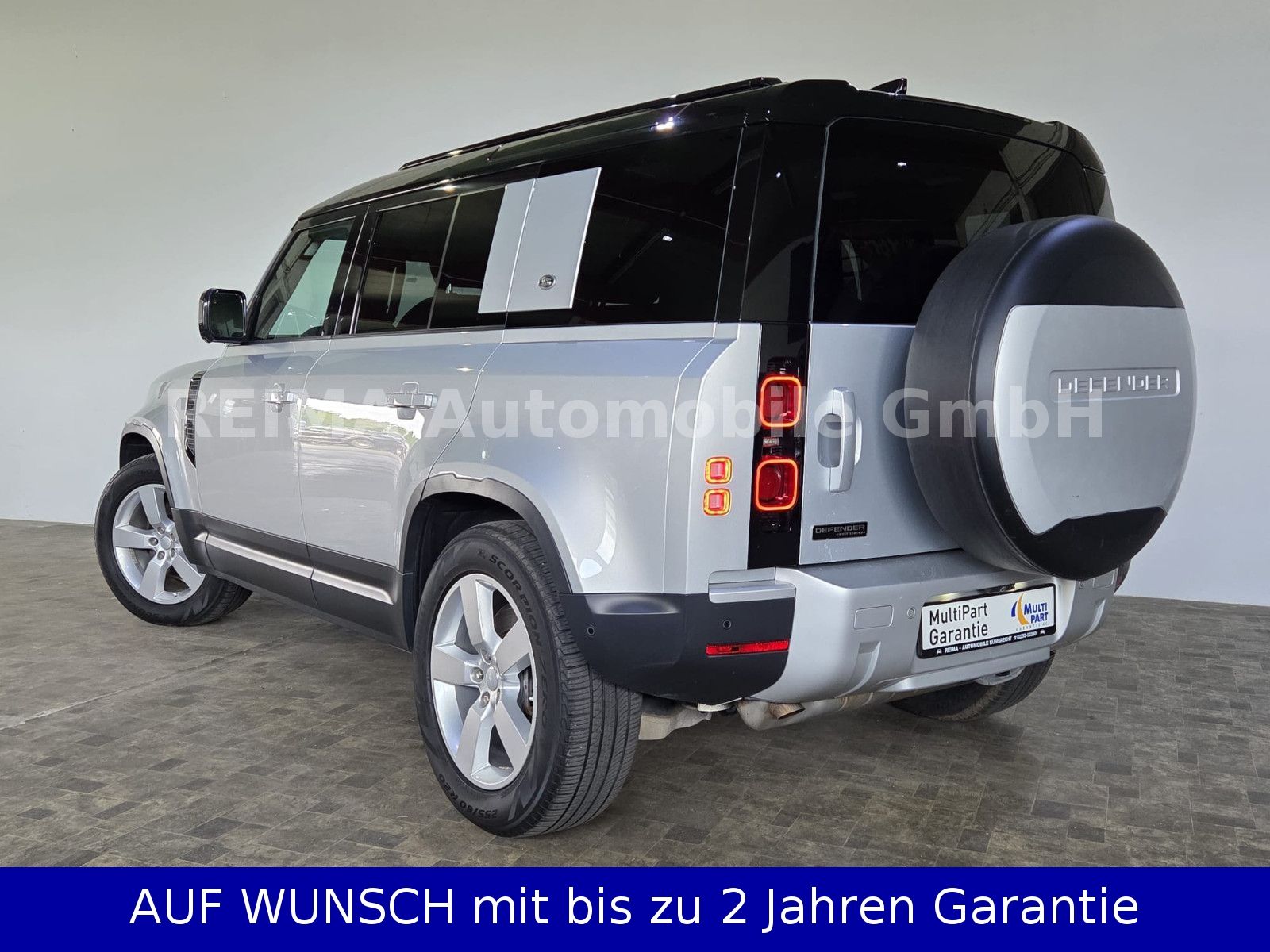 Fahrzeugabbildung Land Rover Defender 110 P400 V6, Pano, Meridian, Luft, LED