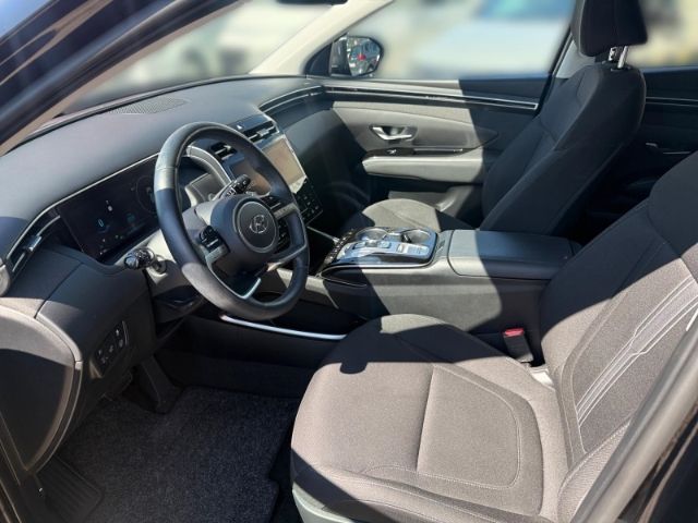 Fahrzeugabbildung Hyundai Tucson Trend Hybrid 2WD +KLIMA+RFK+PDC+LED+UVM+