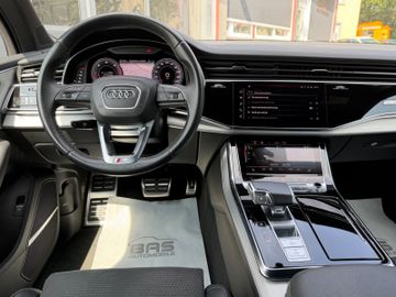 Audi Q7 - 9