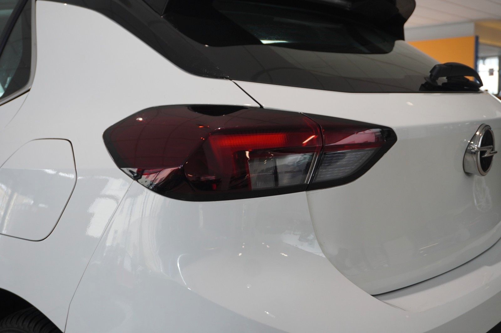 Fahrzeugabbildung Opel Corsa F 1.2T ELEGANCE NAVI/LED/KAMERA/SPORT/DAB+