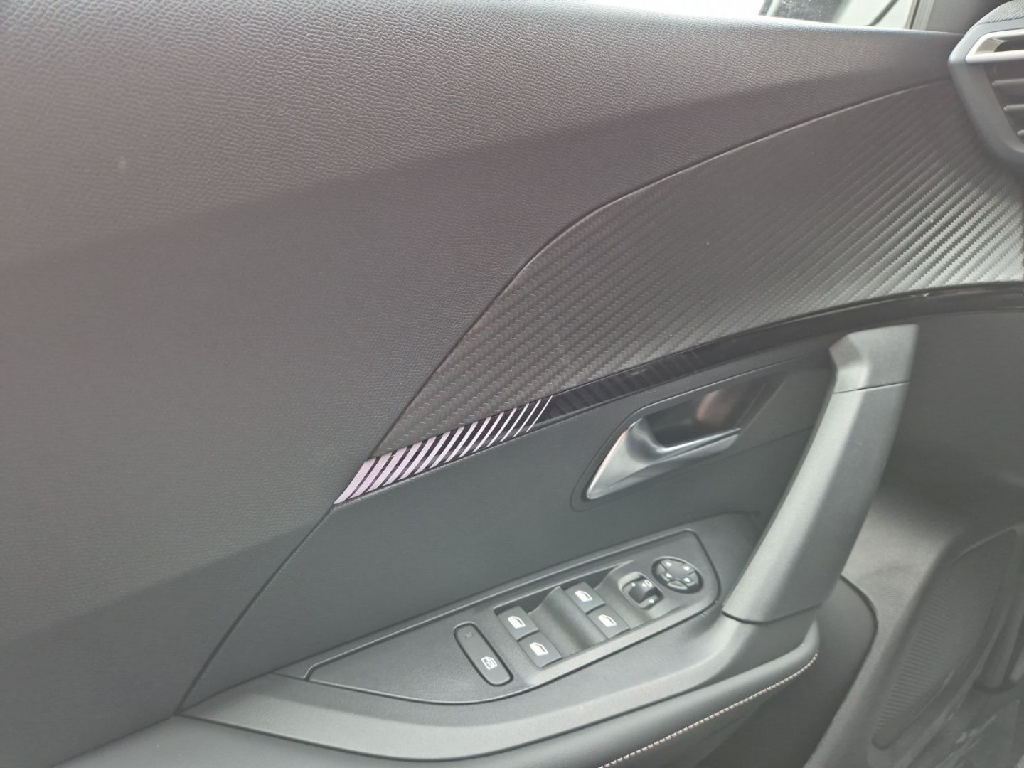 Peugeot 2008 - Bild 13