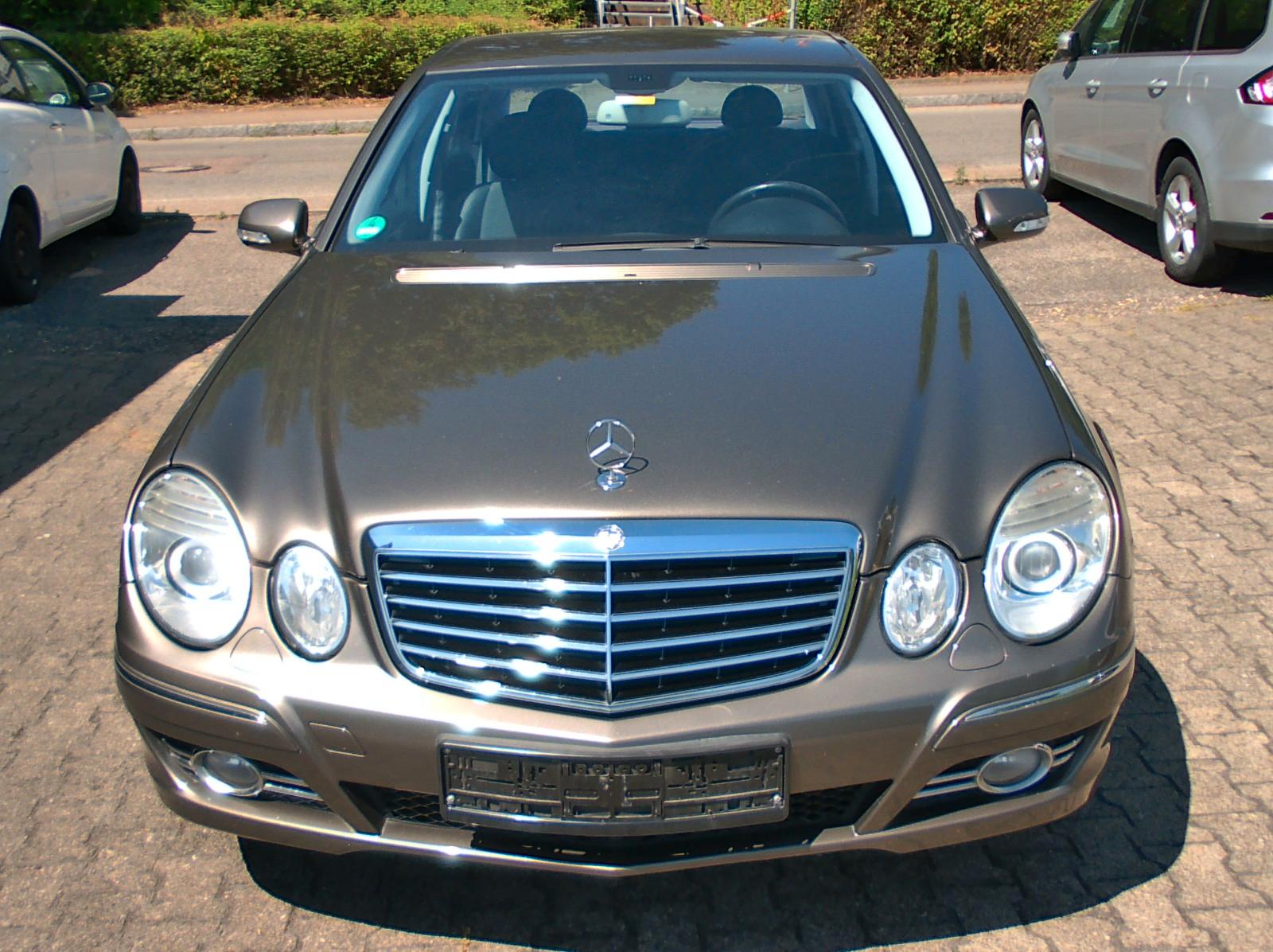 Mercedes-Benz E 280 AVANTGARDE Viele Neuteile
