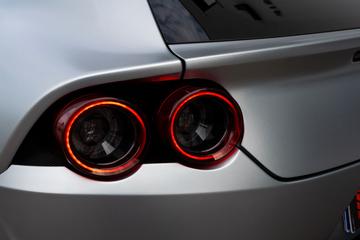 صورة مصغرة 17 لـ 2017 Ferrari GTC4LUSSO