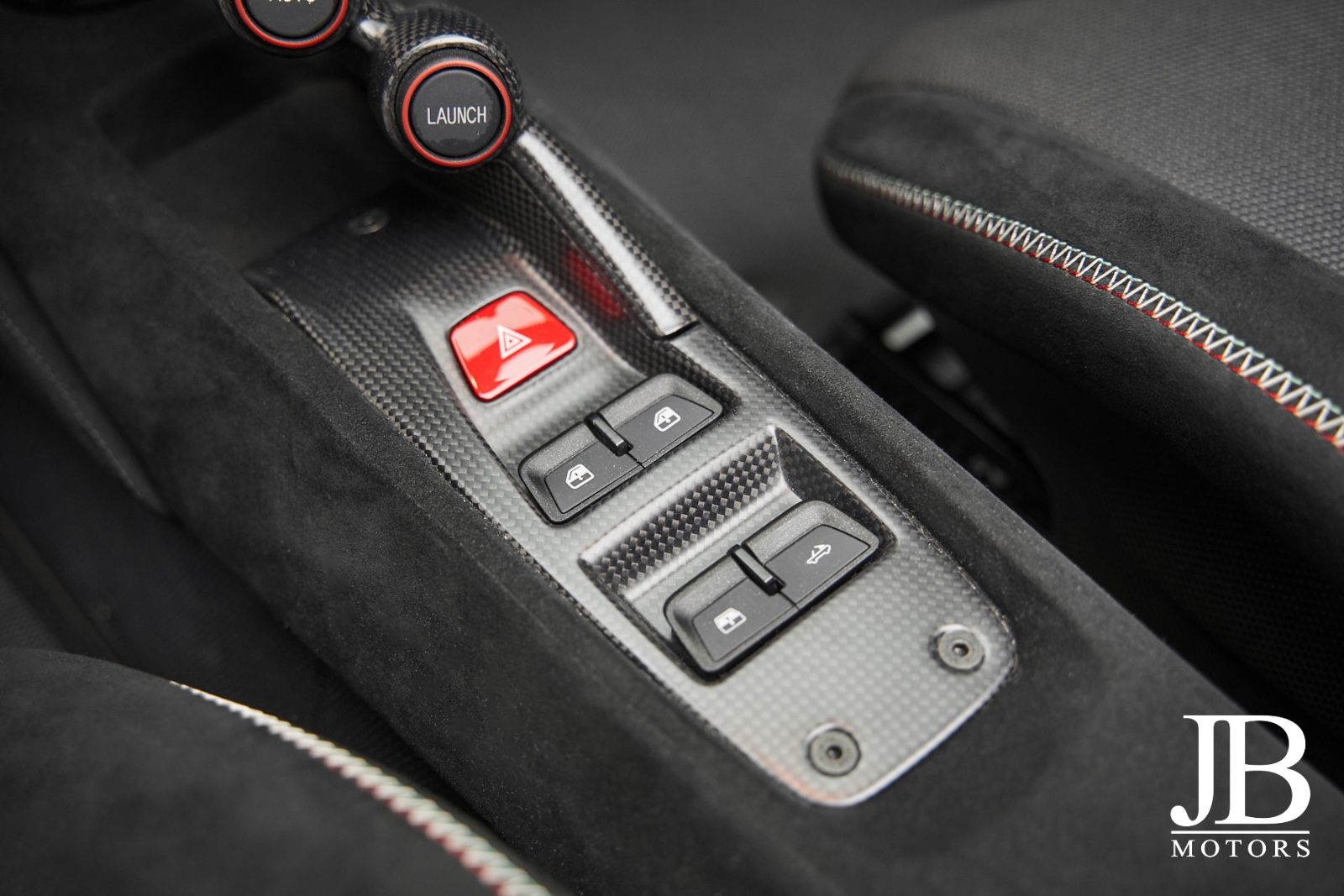 Fahrzeugabbildung Ferrari 488 Pista Spider Tailormade Special Carbon Lift