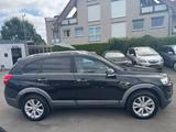 Chevrolet Captiva 2.2 D LTZ 4WD - Chevrolet Captiva mit Diesel-Antrieb: 2.2
